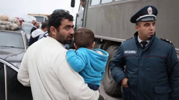 Ethnic Armenians from Nagorno-Karabakh arrive in Armenia