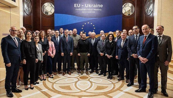 President Volodymyr Zelensky attended the extraordinary meeting of EU foreign affairs ministers in Kyiv