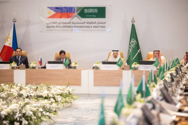 Saudi Arabia and Philippines discussed, during the Saudi-Philippines round-table meeting, ways to enhance bilateral relations between the two countries.