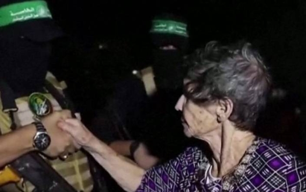Yocheved Lifschitz shook the hand of her Hamas captor as she left because 