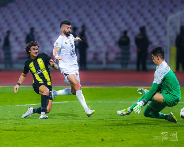 Al Ittihad claimed victory over Sepahan FC with a 2-1 scoreline, securing their position at the top of Group C in the AFC Champions League 2023/24 in a thrilling match at King Abdulaziz Stadium on Monday.