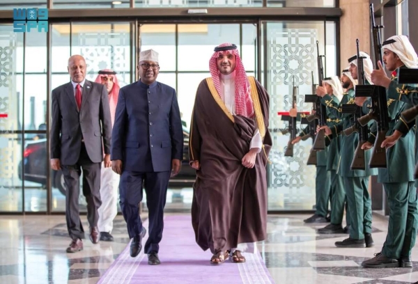 Interior Minister Prince Abdulaziz Bin Saud received in Riyadh Somalia's Minister of Interior, Federal Affairs and Reconciliation Ahmed Moallim Fiqi.