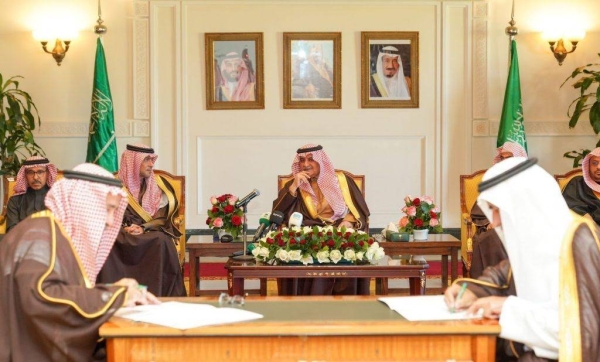 Emir of the Tabuk region Prince Fahd bin Sultan inaugurates public bus transport and other projects in Tabuk on Monday.