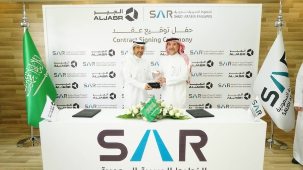 Aljabr Trading Company becomes the first partner of SAR in transporting vehicles via trains