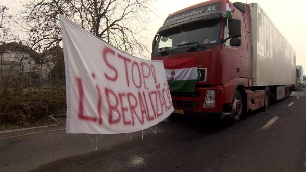 After ten days, the demonstration of Hungarian hauliers at the Ukrainian border has ended.
