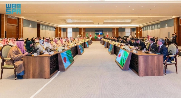 Saudi Energy Minister Prince Abdulaziz bin Salman and Japan’s Minister of Economy, Trade and Industry Ken Saito hold talks in Riyadh on Sunday.