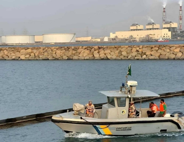 Border Guards in Jazan rescue injured Egyptian sailor on fishing boat