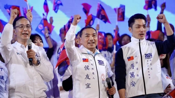 Hou Yu-ih (center) is the presidential candidate of the main opposition party Kuomintang (KMT)