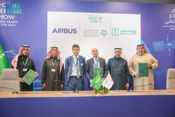 Minister of Investment, Eng. Khalid Al-Falih and Governor of the General Authority for Military Industries (GAMI), Eng. Ahmad Al-Ohali presided over the signing ceremonies of 11 significant cooperation agreements and multiple joint MoU with international companies specializing in military and defense industries.