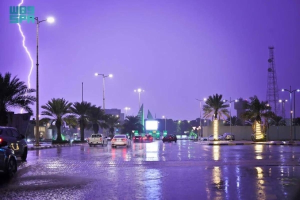 The National Center of Meteorology stated that Jazan usually witnesses rainfall accompanied by strong winds, low horizontal visibility, and thunderbolts, especially in the governorates of Abu Arish, Ahad Al-Masariha, Al-Tuwal, Samtah, Sabya, and Damad.