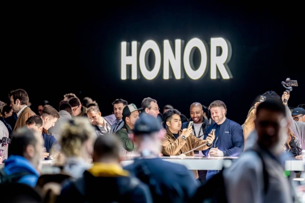 HONOR debuts a new AI-empowered all-scenario strategy at MWC 2024