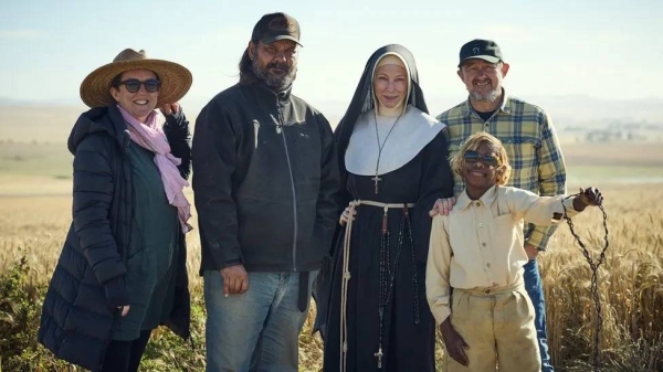 Blanchett co-produced the film alongside her husband Andrew Upton (right)