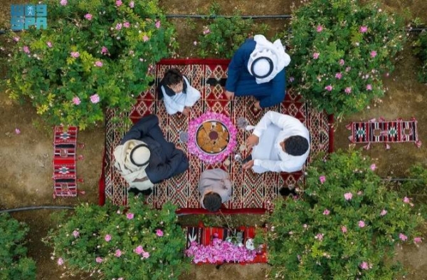Communal iftars in Taif's fragrant settings offer unparalleled joy to those fasting in the holy month.