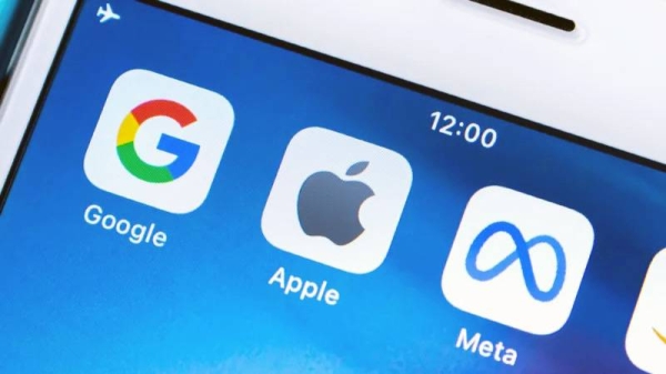 A phone screen showing Google, Apple and Meta app icons. — courtesy Alamy