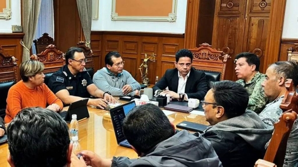 Tlaxcala state security officials held an emergency meeting after the unrest in Zacatelco