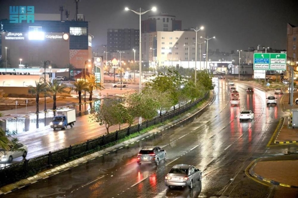 The General Directorate of Civil Defense urged the public to exercise caution and follow instructions due to the climatic fluctuations witnessed in the Eastern Province and many other parts of the Kingdom.