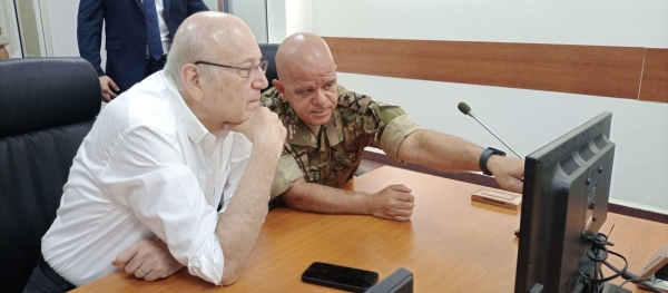 Lebanese Prime Minister Najib Mikati briefed during his tour in the southern region.