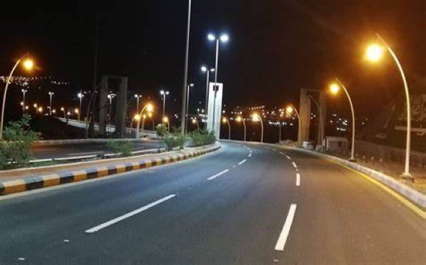 The significant reduction resulted from installing solar-powered lighting at 149 road intersections across the country. 