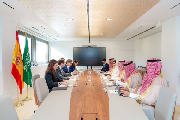 The discussions aimed to explore mutual opportunities in strategic and advanced industries, including aviation, automotive, and maritime sectors.