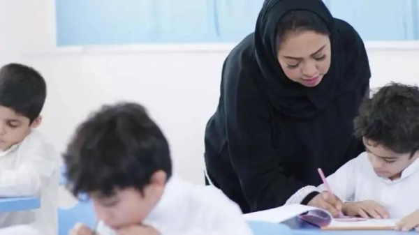 The Saudi Ministry of Education and the Ministry of Human Resources and Social Development (MHRSD) took a remarkable initiative in opening new horizons for employment for secondary school graduates.
