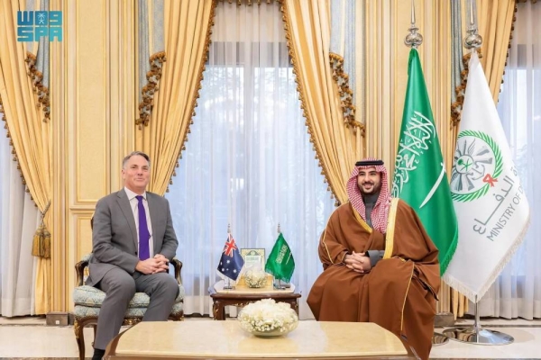 Saudi Minister of Defense Prince Khalid bin Salman holds talks with Australia’s Deputy Prime Minister and Minister of Defense Richard Marles in Riyadh on Wednesday.

