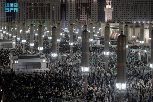 In an unparalleled spiritual ambience that the fasting month has offered, the faithful engaged in supplications, seeking Laylatul Qadr and the infinite blessings and forgiveness from Almighty God.