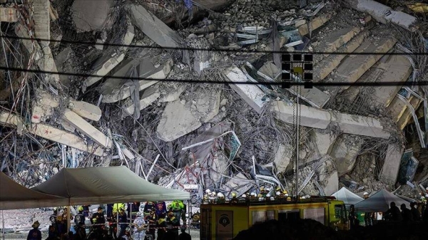 Death toll from Myanmar earthquakes surpasses 1,000 as international aid arrives