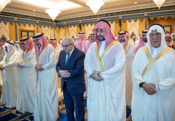 Crown Prince receives Eid Al-Fitr greetings, meets Lebanese Prime Minister in Makkah