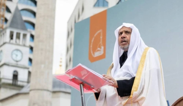 Albania hosts MWL chief for Eid sermon at largest mosque in the Balkans