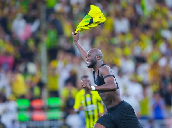 Danilo Pereira celebrates his late goal. 