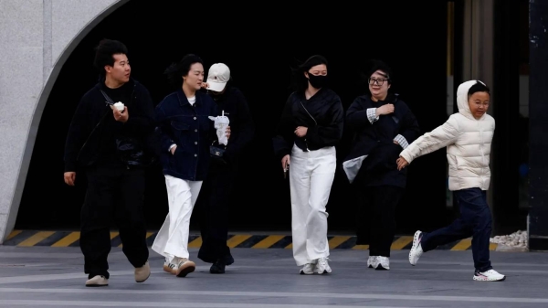 Hundreds of flights canceled as strongest winds in decades hit Beijing