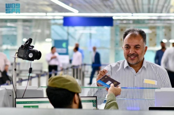 The Passports Office at Prince Mohammed bin Abdulaziz International Airport in Madinah has completed the entry procedures of the Iranian pilgrims in a smooth manner.
