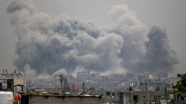 Smoke rises following Israeli strikes, in Jabalya in the northern Gaza Strip, May 15, 2025