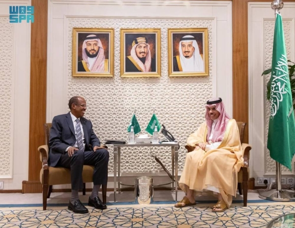 Saudi Minister of Foreign Affairs Prince Faisal bin Farhan holds talks with African Union Commission Chairperson Mahmoud Ali Youssouf in Riyadh on Thursday.
