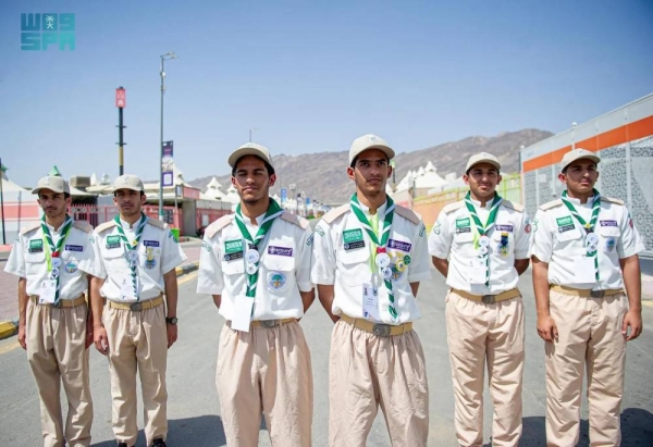 Hailing from the scout group of the civil development association in Riyadh's Al-Rabie neighborhood, these six young men are collectively dedicated to serving pilgrims.
