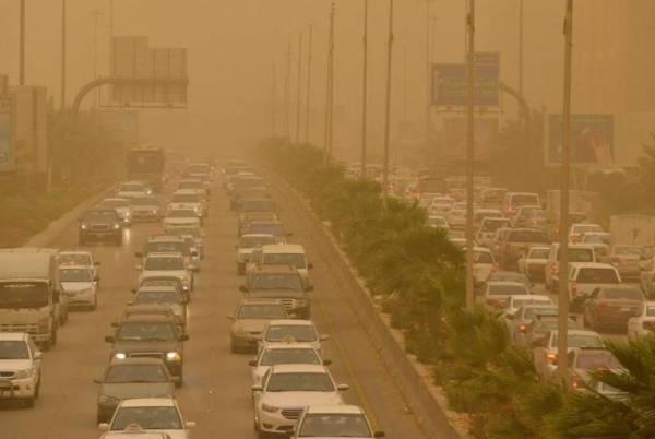 The National Center of Meteorology said in its weather statement that winds are expected to continue active in the Eastern Province, the eastern parts of Makkah, Madinah, and Asir, as well as in the Najran region and the coastal road from Jeddah to Jazan
