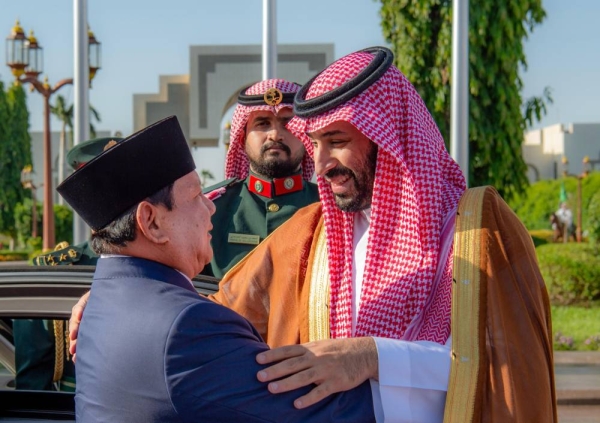 Saudi Crown Prince and Prime Minister Mohammed bin Salman receives Indonesian President Prabowo Subianto at Al-Salam Palace in Jeddah on Wednesday.