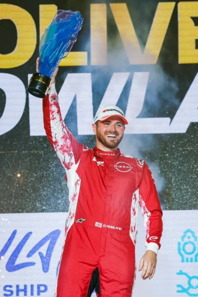 Nissan Formula E Team celebrates a landmark season 11 with proud Saudi sponsor Electromin