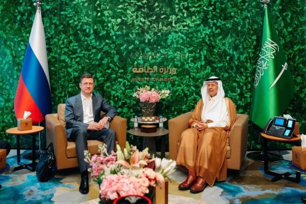 Saudi, Russian energy ministers discuss oil market and joint committee plans