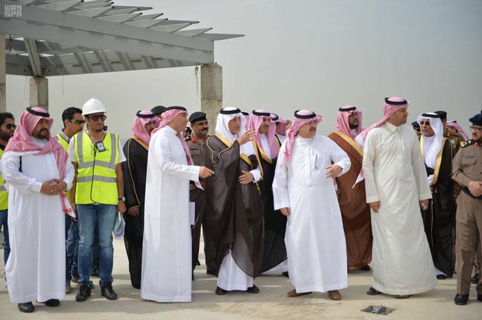 Makkah Emir inspects Jeddah seafront project