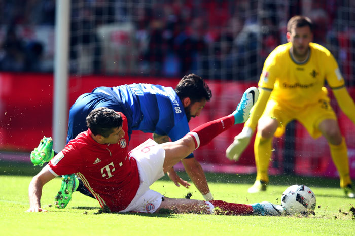 Bayern Munich's Robert Lewandowski in action against Darmstadt during their Bundesliga match at the Allianz Arena in Munich Saturday. — Reuters